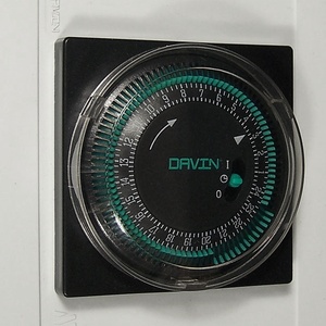 Davin DV-12, Boîte de relais de temps contrôlée